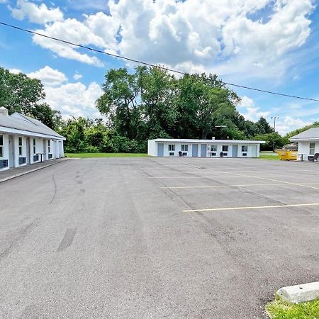Value Inn Motel Sandusky Esterno foto