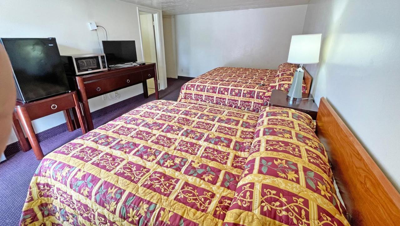 Value Inn Motel Sandusky Esterno foto